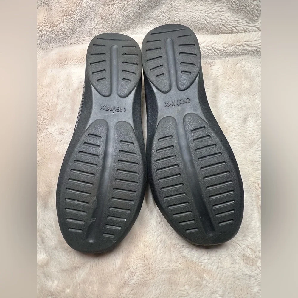 Aetrex Comfort Slip On Black Shoes Size 7.5